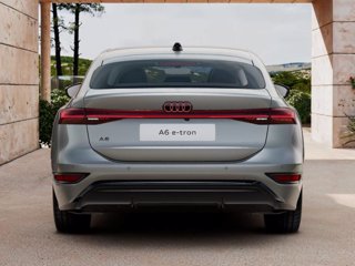 AUDI A6 e-tron SPB Business Advanced 3