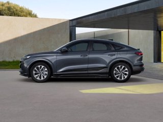 AUDI Q6 SPB e-tron S line edition 1