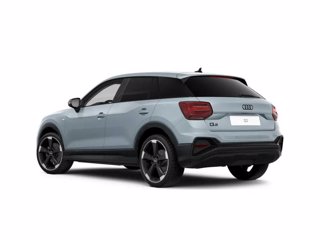 AUDI Q2 35 TFSI S tronic Identity Black 2