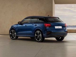 AUDI Q2 35 TFSI S tronic Identity Black 2