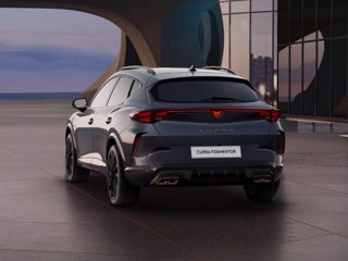 CUPRA Formentor 1.5 e-Hybrid DSG Dark Night 2