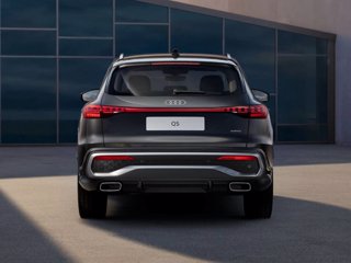AUDI Q5 e-hybrid 220 kW S tronic quattro S Line Edition 3