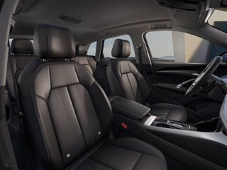 AUDI Q5 e-hybrid 220 kW S tronic quattro S Line Edition 6