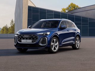 AUDI Q5 TDi 150 kW mHEV+ S tronic quattro S line edition 0