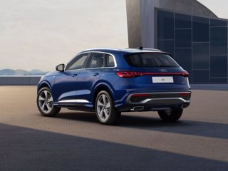 AUDI Q5 TDi 150 kW mHEV+ S tronic quattro S line edition 2