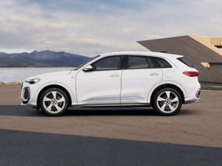 AUDI Q5 e-hybrid 220 kW S tronic quattro S Line Edition 1