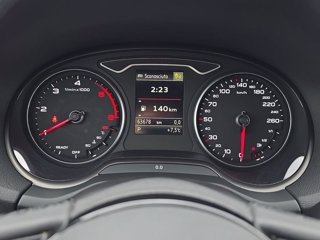 AUDI Q2 30 2.0 tdi admired s-tronic 9