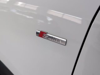 AUDI Q3 sportback 35 2.0 tdi identity black s-tronic 5