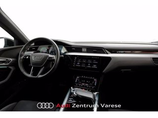 AUDI Q8 e-tron 55 quattro 8