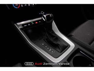 AUDI Q3 45 1.4 tfsi e s line edition s-tronic 9