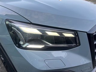 AUDI Q2 35 2.0 tdi identity black s-tronic 1