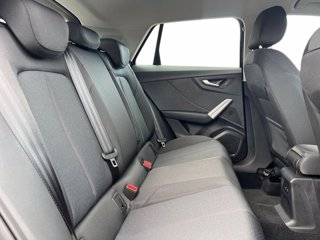 AUDI Q2 35 2.0 tdi business s-tronic 7