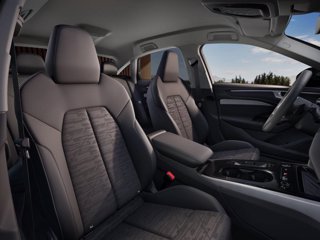 AUDI A6 Avant e-hybrid 270 kW S tronic quattro S line edition 6