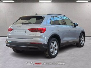 AUDI Q3 35 1.5 tfsi business advanced s-tronic 3