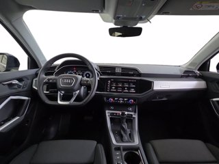 AUDI Q3 40 2.0 tfsi business advanced quattro s-tronic 8