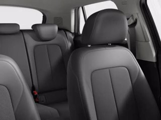 AUDI Q2 35 TFSI S line Edition 6